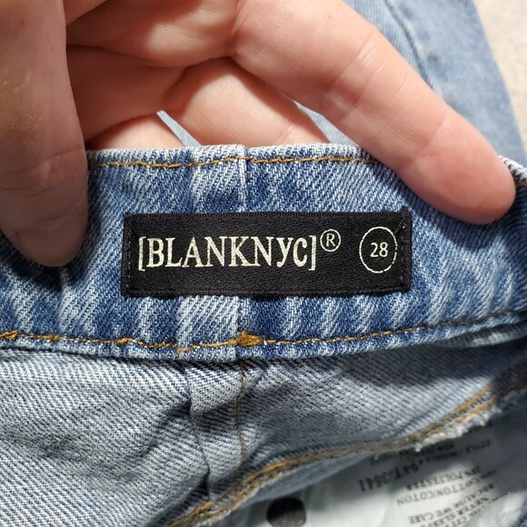 BLANK NYC Barrel Leg Jeans Cropped Ankle Raw Hem Hi-Rise Blue Women's 28 x 26 - Picture 11 of 16